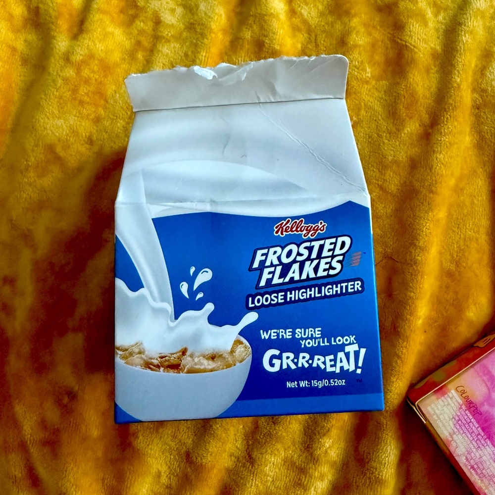Glamlite Frosted Flakes Highlighter